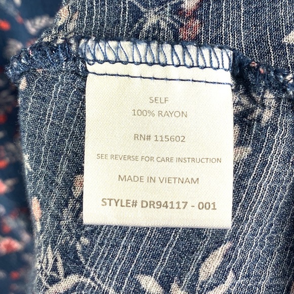 🌸Lush Whitney Bell Sleeve Woven Shift Dress - Picture 4 of 4